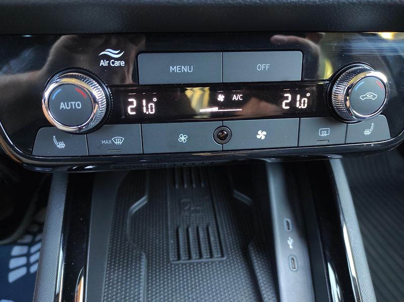 Škoda Kamiq 1,5TSi 110kW, DSG, Dynamic, TZ - fotka 28 z 59