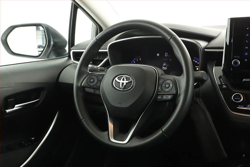 Toyota Corolla (2023) Comfort 1.5 VVT-i - fotka 14 z 17