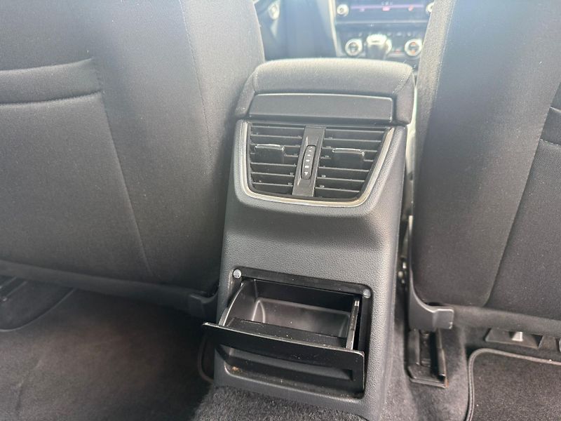 Škoda Octavia Style Plus 1.6 TDI 85kW - fotka 21 z 23