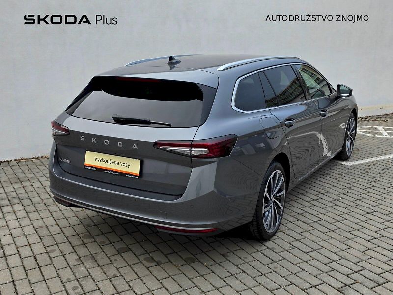 Škoda Superb (2025) COMBI 2,0TDI 110KW DSG L&K - fotka 2 z 35