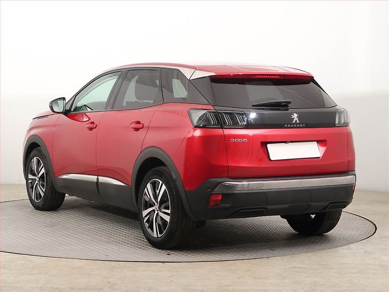 Peugeot 3008 (2022) 1.5 BlueHDi - fotka 4 z 16