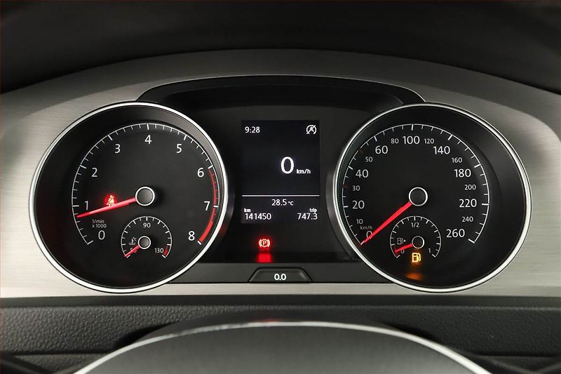 Volkswagen Golf (2014) 1.2 TSI, Serv.kniha, Tempomat - fotka 8 z 13
