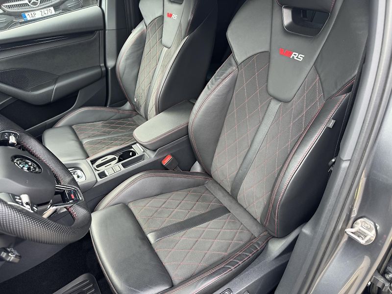 Škoda Octavia (2023) RS 2.0 TSI 180kW DSG | MATRIX - fotka 21 z 44