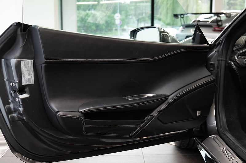 Ferrari 458 - fotka 9 z 22