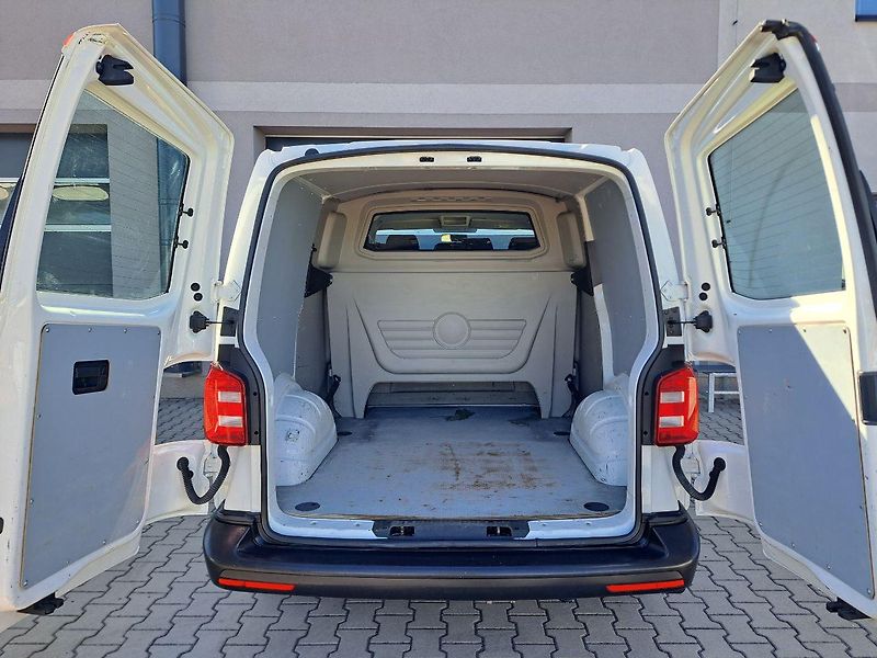 Volkswagen Transporter (2018) 2.0 TSI, 110kW, 6 míst, ZÁRUKA - fotka 27 z 27