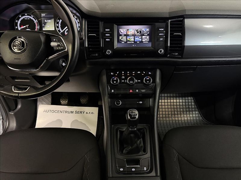 Škoda Kodiaq 1.5TSI 110kW MAN. TAŽNÉ 2XKOLA - fotka 18 z 37