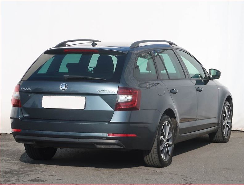 Škoda Octavia (2019) Style 2.0 TDI, Serv.kniha - fotka 5 z 22