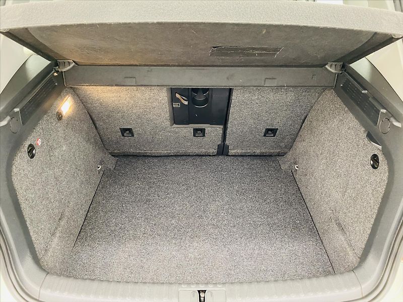 Volkswagen Tiguan 2,0 TDI 81 kW - fotka 24 z 27
