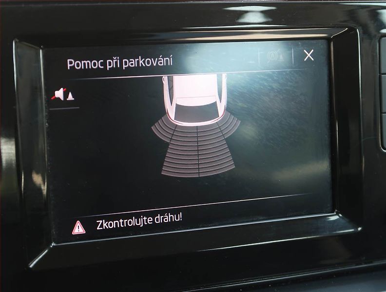 Škoda Scala (2020) Ambition 1.0 TSI, ČR,1.maj - fotka 18 z 18