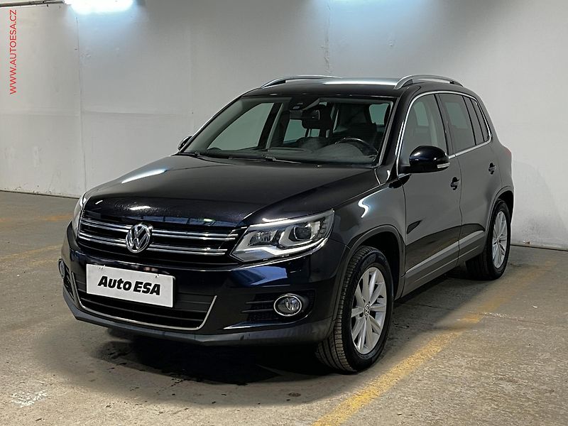 Volkswagen Tiguan (2015) 2.0TDi 4x4, ČR, Sport, DSG - fotka 3 z 14