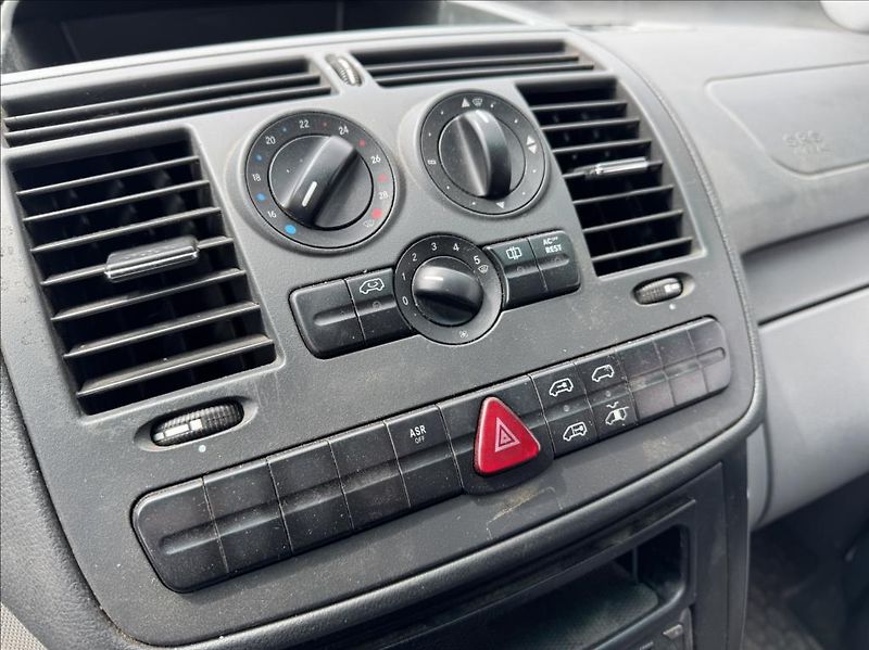 Mercedes-Benz Vito 2,2 CDi, Klima - fotka 12 z 15