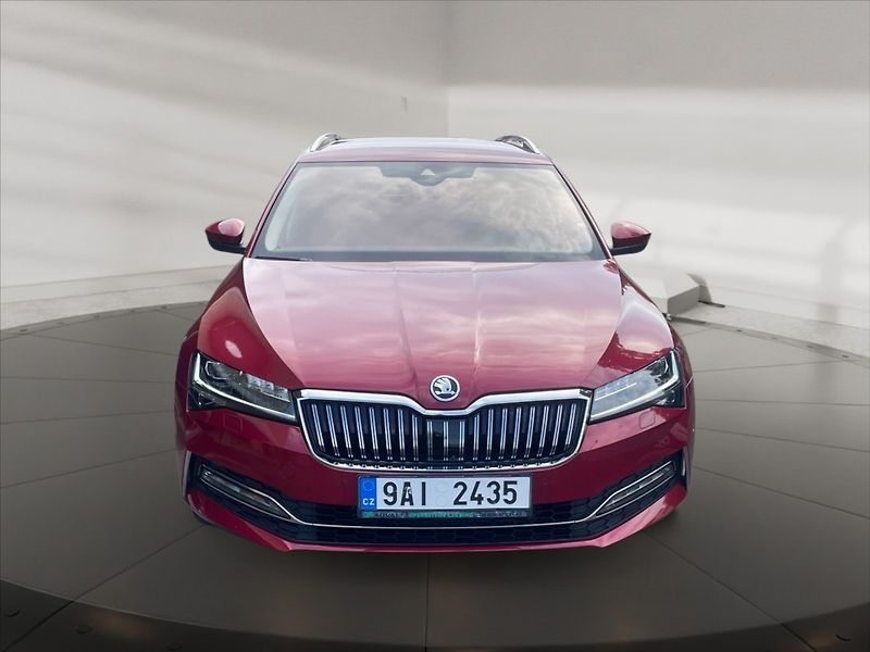 Škoda Superb 2,0 TDI 110 L&K DSG - fotka 2 z 11