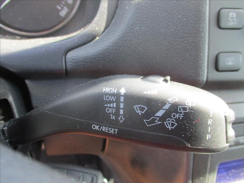 Škoda Fabia 1,2 TSI,aut.klima,56.000km - fotka 21 z 27