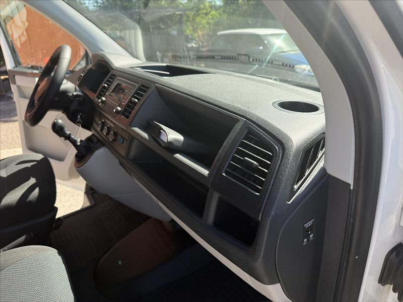 Volkswagen Transporter 2,0 TDi 4Motion L2H2 - fotka 16 z 36