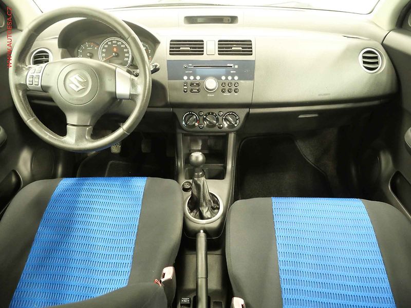 Suzuki Swift (2008) 1.3i, AC, STK9/28 - fotka 8 z 19