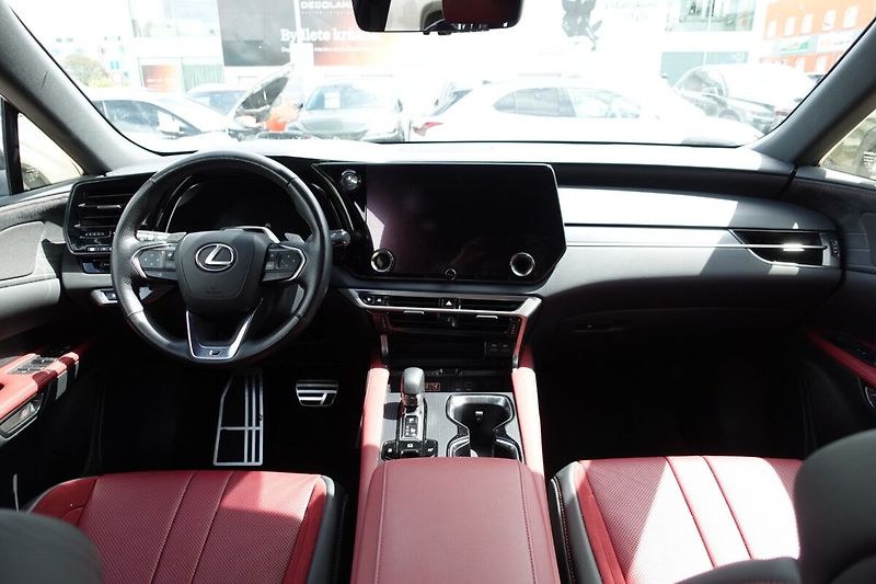 Lexus RX 500h ZLEVNĚNO F Sport Plus Panorami - fotka 18 z 40