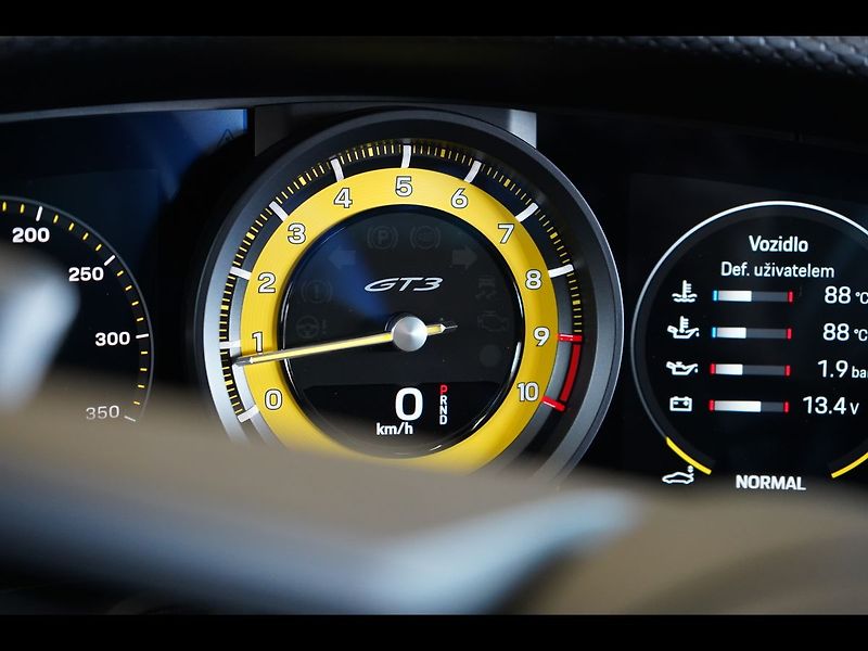 Porsche 911 GT3 Touring, Lift, Bose, PDLS - fotka 31 z 49