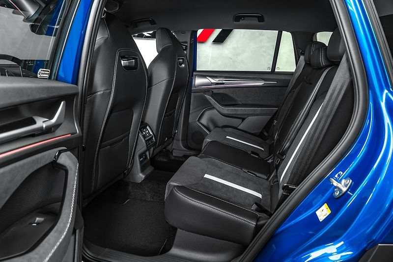 Škoda Kodiaq 2,0TDI 4x4 DSG SPORTLINE Tažné - fotka 15 z 20
