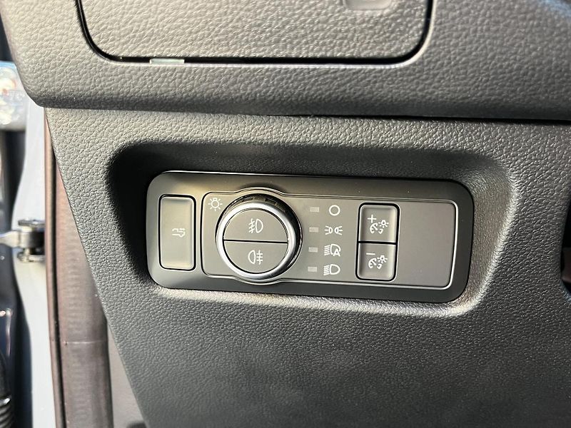 Ford Ranger Raptor V6 3.0 EcoBoost - fotka 21 z 48