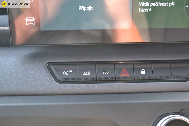 Renault Master 2.0dCi- 125KW IZOTERMICKÁ SKŘÍ - fotka 37 z 65