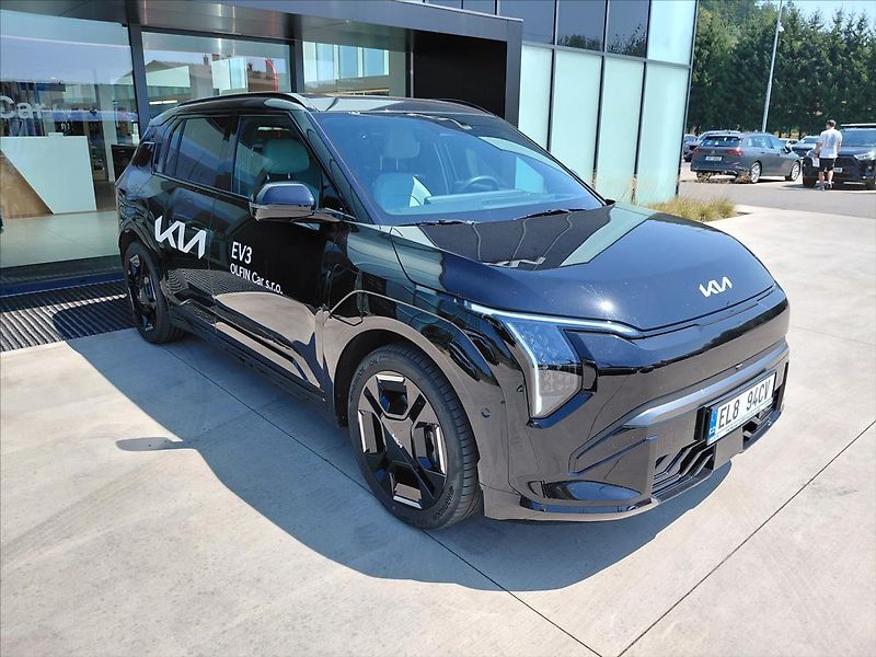 Kia EV3 81,4 kWh GT-LINE - fotka 3 z 22