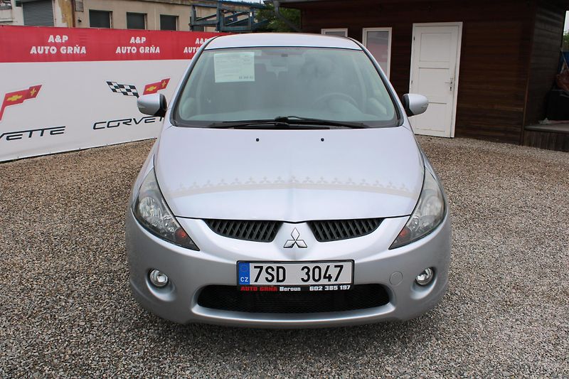 Mitsubishi Grandis (2007) 2.0TDI KLIMA EL.OKNA 7MÍST ALU - fotka 2 z 19