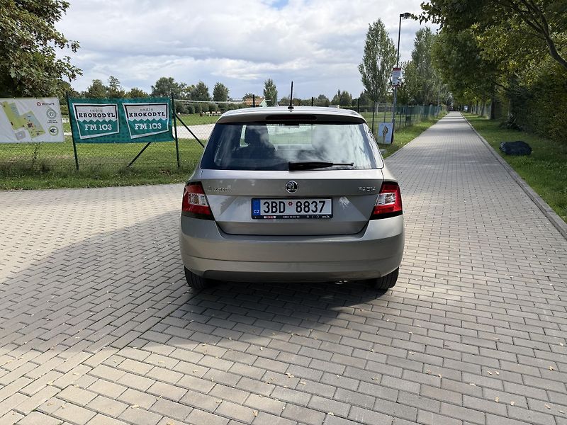Škoda Fabia 1.0 55 kW 83000 km  - fotka 7 z 23