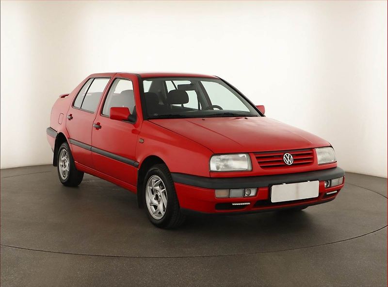 Volkswagen Vento (1997) 1.8, ČR,1.maj, nová STK - fotografie inzerátu