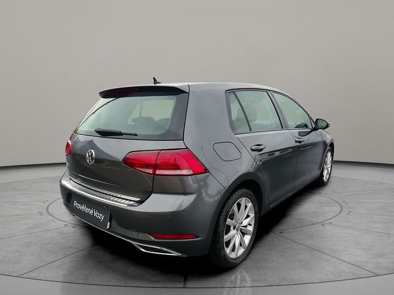 Volkswagen Golf 1,4 TSI Comfortline 92 kW - fotka 2 z 17