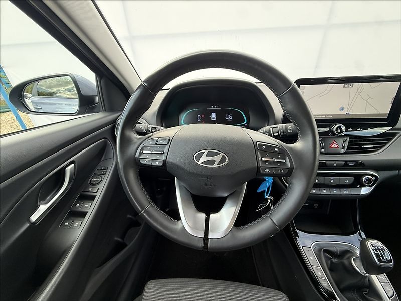 Hyundai i30 1,5 T-GDI 103kW Family - fotka 9 z 23