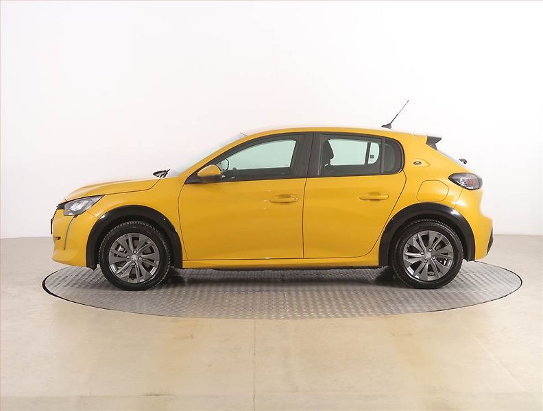 Peugeot 208 (2021) 50 kWh, SoH 90%, Automat - fotka 3 z 22