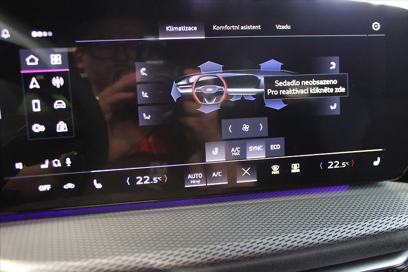 Audi Q5 TFSI quattro 150 kW S Line Tec - fotka 32 z 40