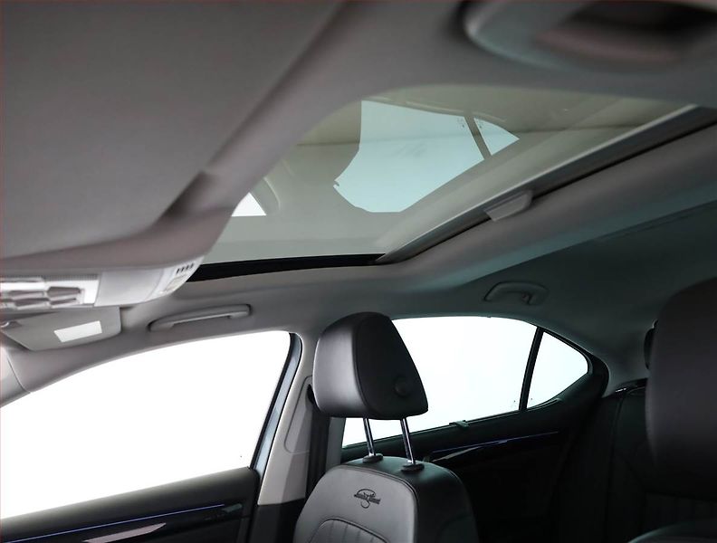 Škoda Superb (2017) Laurin&Klement 2.0 TDI - fotka 19 z 21