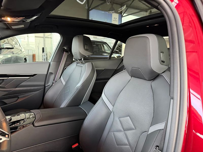 BMW Řada 5 540d xDrive 08/2025 TOP - fotka 17 z 24