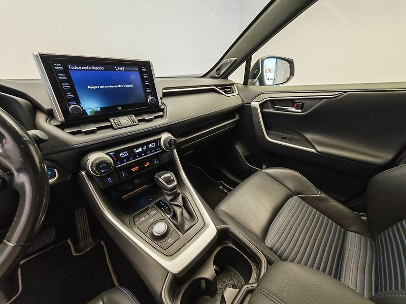 Toyota RAV4 2.5 Hybrid Selection 4WD - fotka 35 z 38