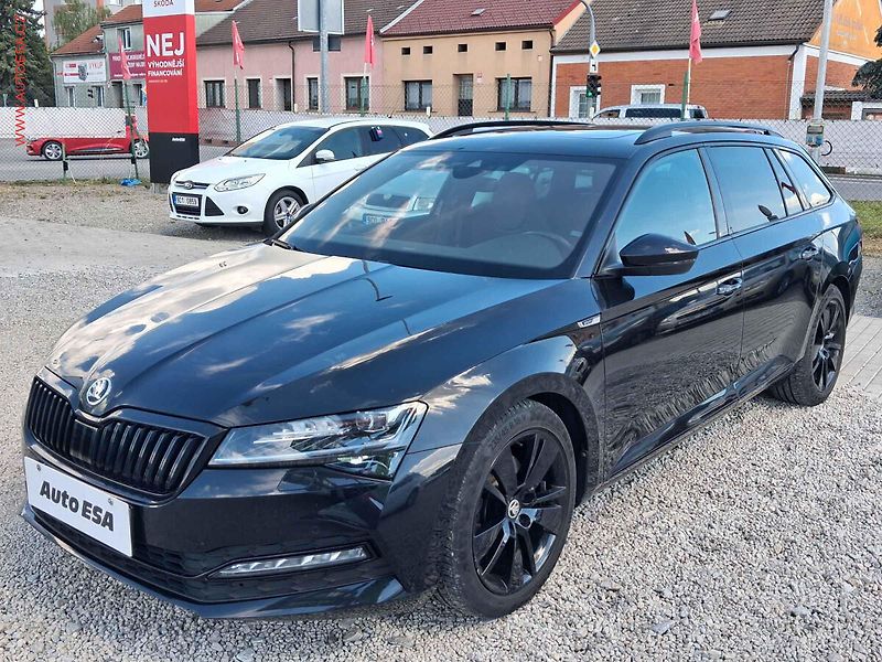 Škoda Superb (2021) 1.5 TSi, SportLine, DSG - fotka 3 z 29
