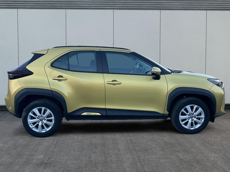 Toyota Yaris Cross (2023) COMFORT TECH 1.5 92kW CZ DPH - fotka 6 z 24