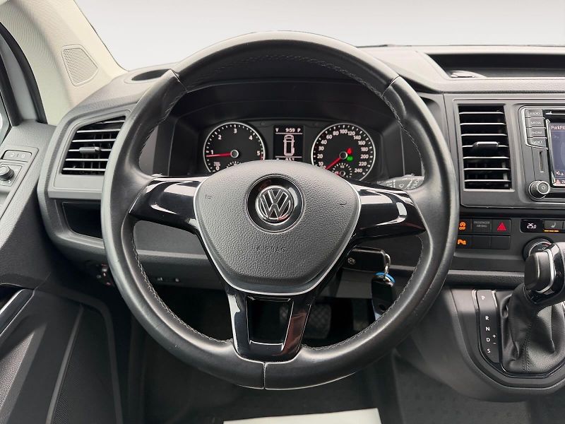 Volkswagen Caravelle (2017) LONG 4x4 DSG 110kW 9MÍST NAVI - fotka 13 z 21