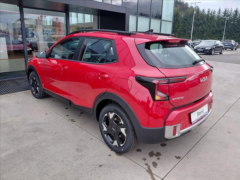 Kia Stonic 1,0   T-GDI 7DCT SPIN - fotka 6 z 17
