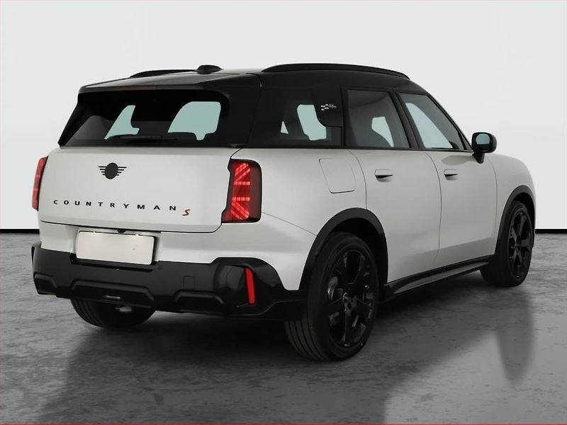 Mini Countryman (2025) S All4, JCW, HUD, Kamera, Navi - fotka 5 z 19