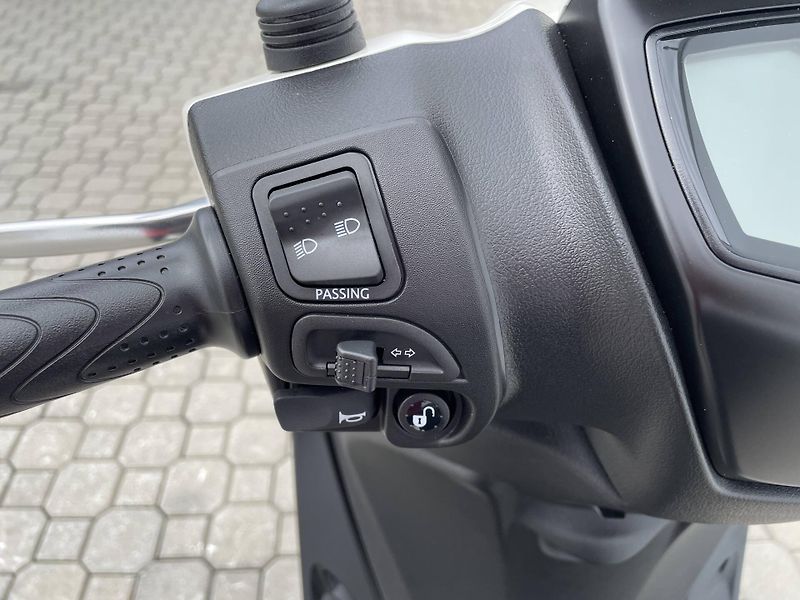 Piaggio (2026) Medley 125 S ABS EU5+ - fotka 9 z 10