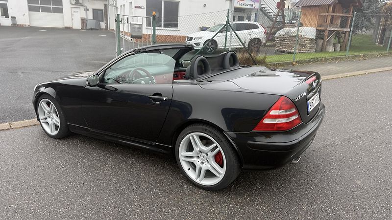 Mercedes-Benz SLK (2000) 320 AUT 160KW MB KOLA18 KLIMA - fotka 22 z 24