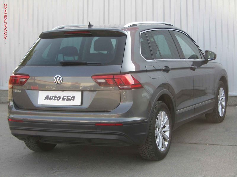 Volkswagen Tiguan (2019) 2.0 TDi, 2.maj,ČR, LED - fotka 4 z 20