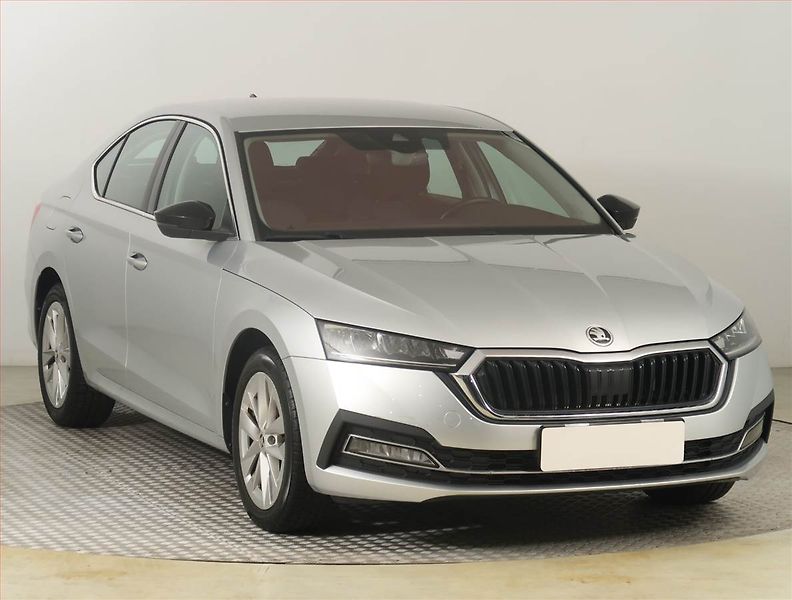 Škoda Octavia (2021) Ambition Plus 2.0 TDI - fotka 1 z 19