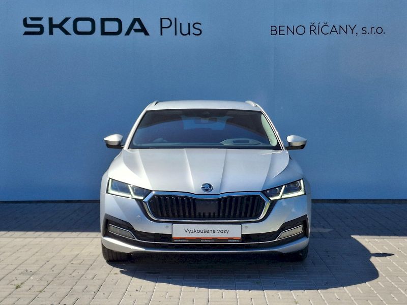 Škoda Octavia (2023) Combi Style Plus DSG 4x4 2,0TS - fotka 4 z 35