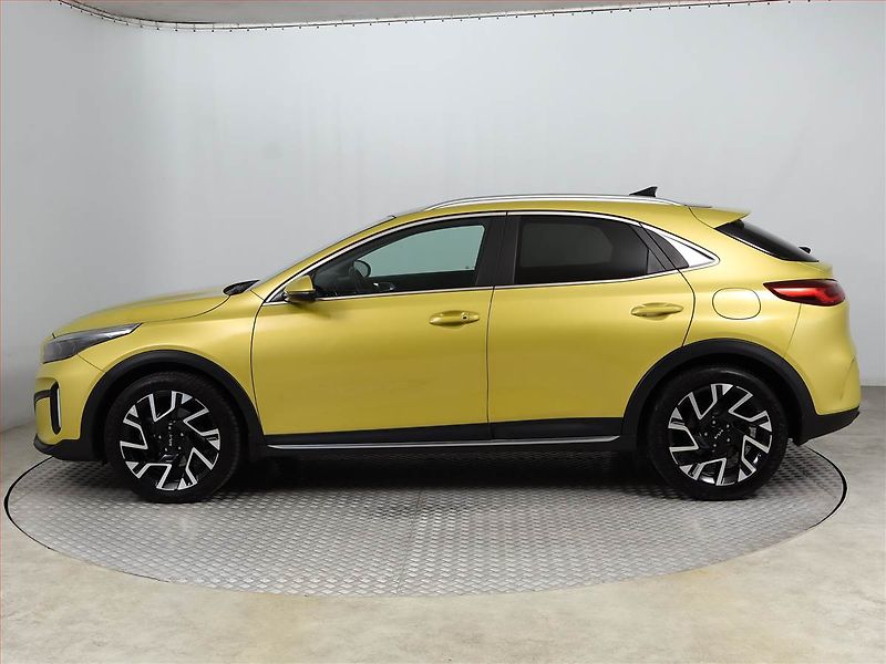 Kia XCeed (2023) 1.5 T-GDI - fotka 3 z 21