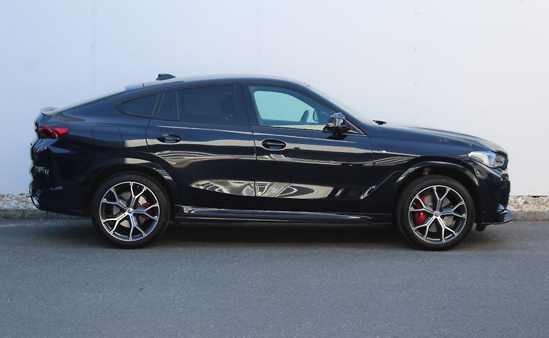 BMW X6 X6 xDrive30d - fotka 3 z 25