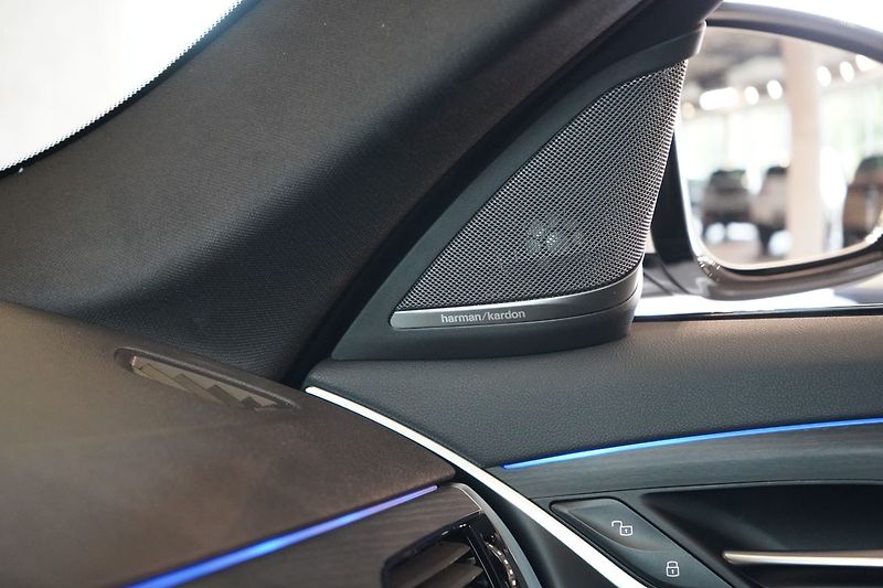 BMW Řada 5 M550i xDrive, Nezávislé, Laser - fotka 44 z 50