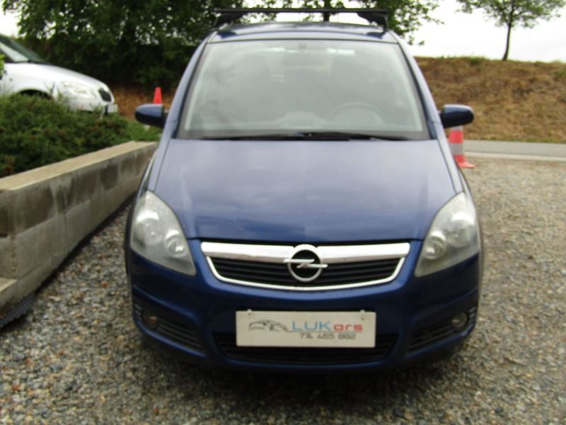 Opel Zafira (2005) 1.6 16V  7 MÍST - fotka 6 z 35