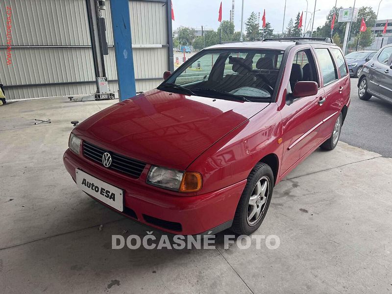 Volkswagen Polo (1998) 1.6 i, AC - fotka 1 z 3